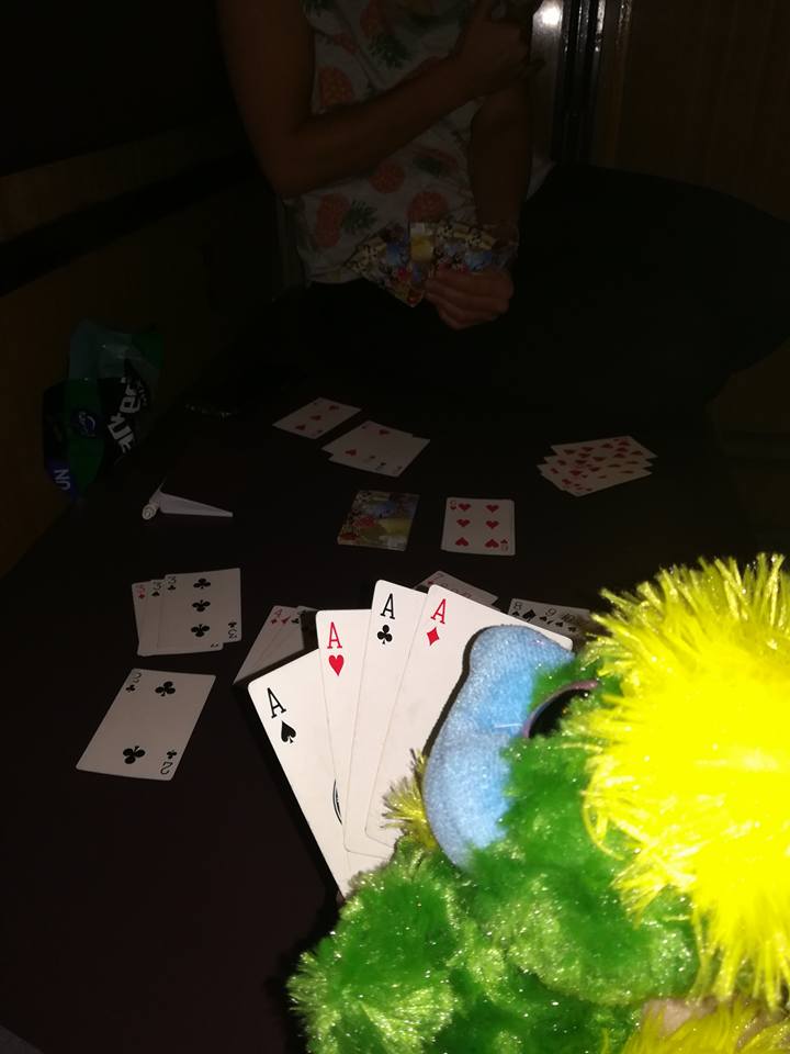 A tough opponent when he have these cards.. A tough opponent when he have these cards..