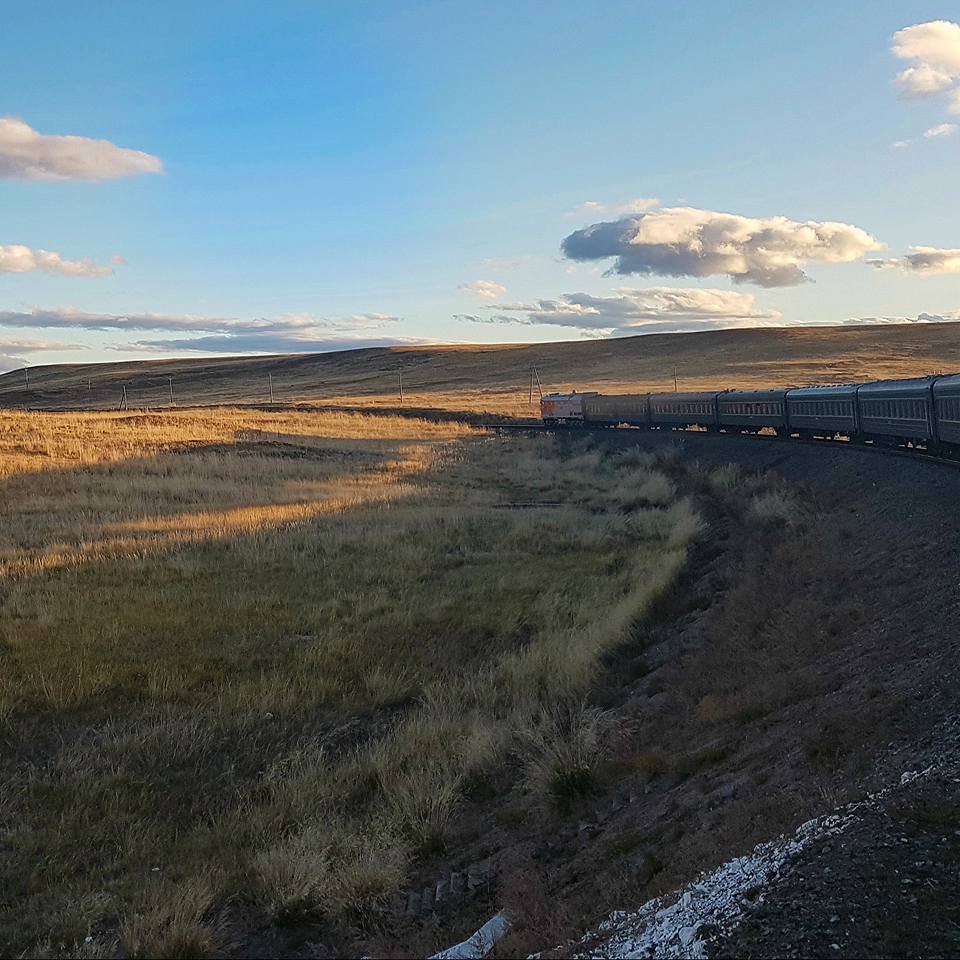 The train huffing towards the Mongolian border! The train huffing towards the Mongolian border!