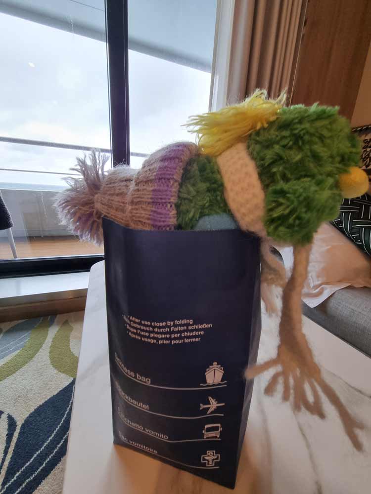 Even small eagles can get seasick, but hey... somebody has to feed those fishies, right?  Even small eagles can get seasick, but hey... somebody has to feed those fishies, right? 